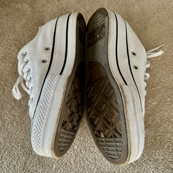 Converse White Low-Top Sneakers - Picture 3 of 5